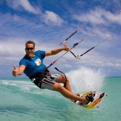 Kitesurfing Sandgate, Queensland